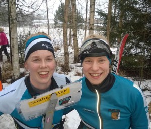 Sari Vääränen (vas) ja Mirka Suutari olivat naisten mestarit.